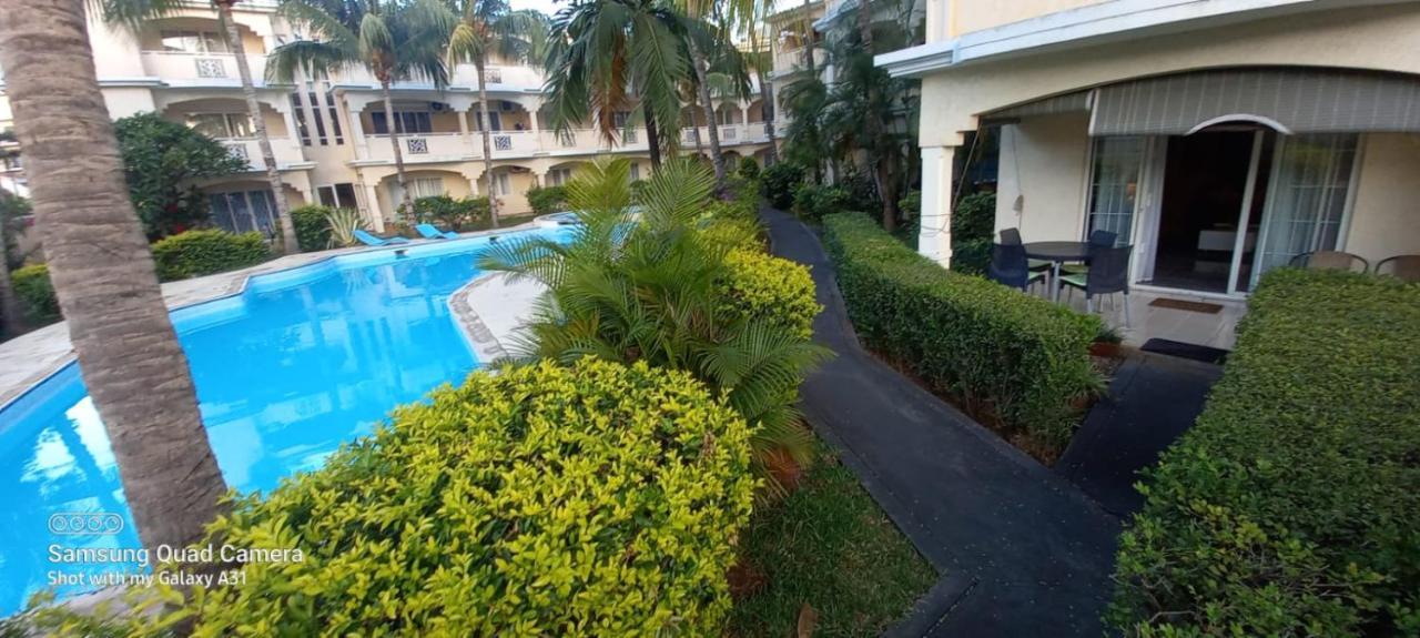 Opp Swimming Poll, Ground Floor, Flic En Flac Экстерьер фото